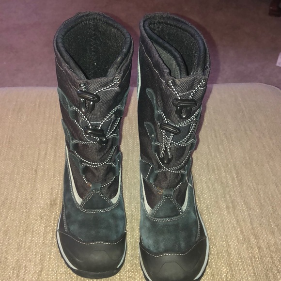 L.L. Bean Shoes - LL Bean Winter Boots children’s size 13
